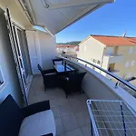 Bumbar Sunset Apartamento *