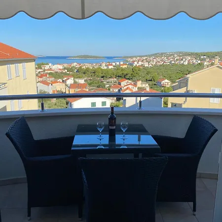 Bumbar Sunset Apartment *