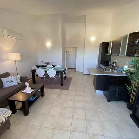 Apartment Bumbar Sunset