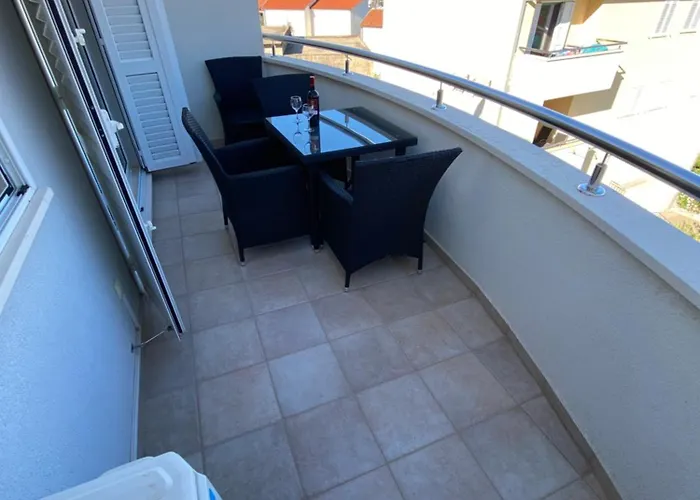 Apartment Bumbar Sunset *