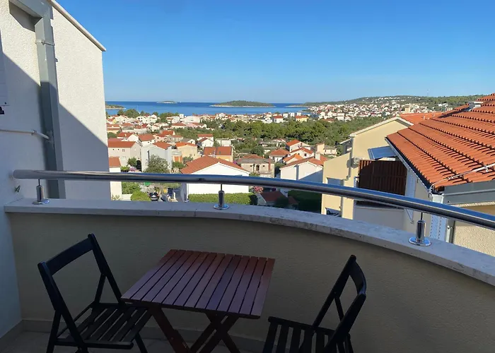 Bumbar Sunset Apartament *